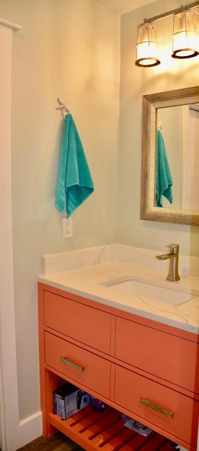 Waterfront Guesthouse On Key Allegro/Little Bay With Dock Rockport Esterno foto